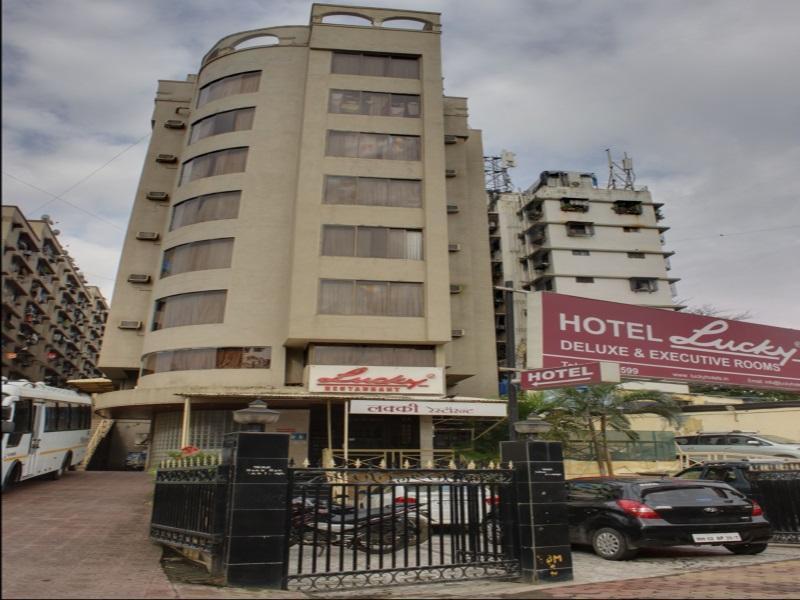 Lucky Hotel Goregaon Bombay Exterior foto